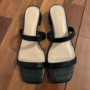 Aldo double strap block kitten heel